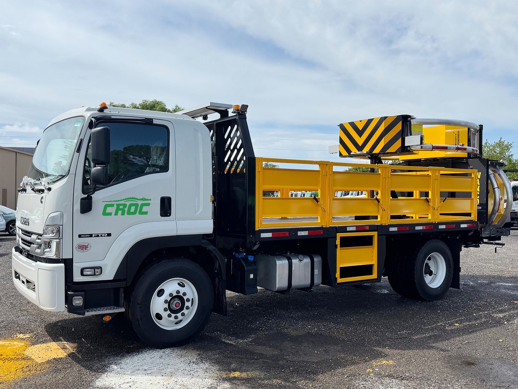2025 Isuzu FTR
